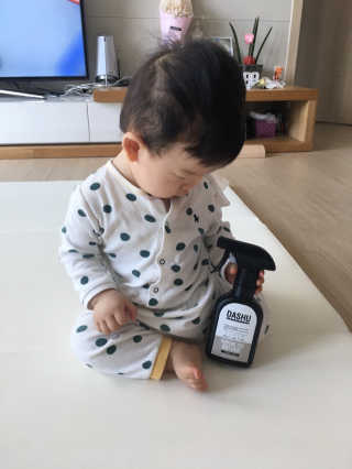 다슈코리아 다슈 솔루션 퍼퓸 데오 바디 스프레이 딥 우디 — 4.5점을 준 리뷰어가 2020년 3월 올린 사용 사진