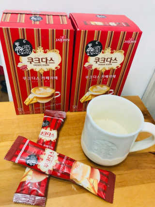 (주)쟈뎅 쟈뎅 까페모리 쿠크다스 까페라떼 — 4.83점을 준 리뷰어가 2017년 11월 올린 사용 사진