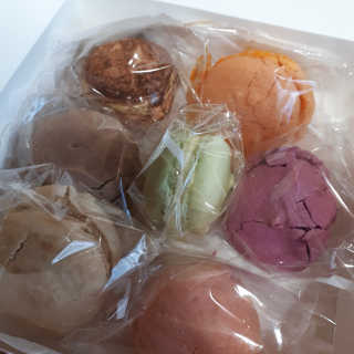 M카롱 반할만큼 달콤한 수제마카롱 — 3.83점을 준 리뷰어가 2018년 6월 올린 사용 사진