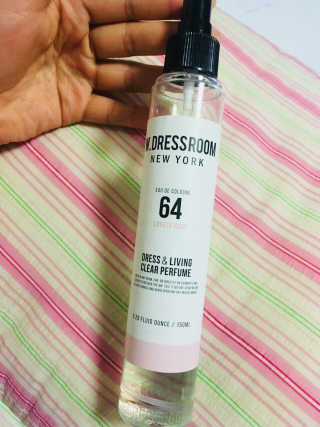 더블유드레스룸 드레스퍼퓸 150ml — 5점을 준 리뷰어가 2018년 8월 올린 사용 사진