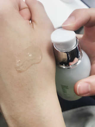 블랑벨 스피루리나 에메랄드 에센스 — 4.33점을 준 리뷰어가 2018년 2월 올린 사용 사진