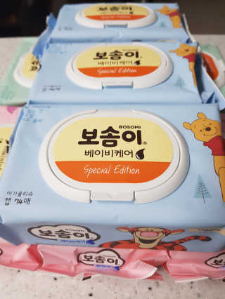 보솜이 아기물티슈 베이비케어 푸에디션 캡 74매 10입 — 5점을 준 리뷰어가 2019년 4월 올린 사용 사진