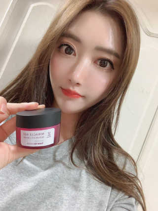 땡큐파머 미라클 에이지 리페어 아이크림 — 4.5점을 준 리뷰어가 2019년 8월 올린 사용 사진