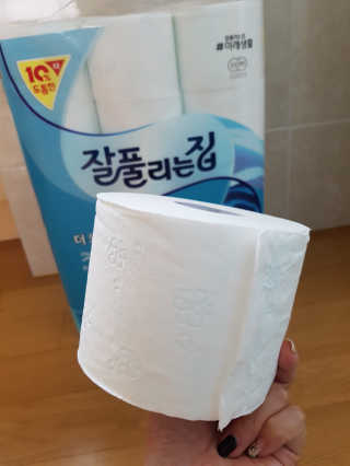 잘풀리는집 더 도톰한 3겹 데코 30롤 — 5점을 준 리뷰어가 2018년 5월 올린 사용 사진