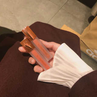 [블랙루즈] 에어 핏 벨벳 틴트3 택1+랜덤1 — 3점을 준 리뷰어가 2019년 3월 올린 사용 사진