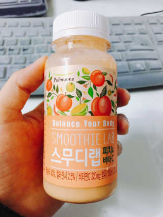 풀무원 스무디랩 피치&비타 — 4.5점을 준 리뷰어가 2017년 11월 올린 사용 사진