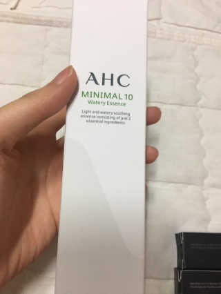AHC 에이 에이치 씨 미니멀 10 워터리 에센스 — 4.67점을 준 리뷰어가 2018년 12월 올린 사용 사진