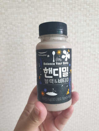 [풀무원] 핸디밀 블랙비타D + 스무디랩 피치비타C — 5점을 준 리뷰어가 2019년 8월 올린 사용 사진