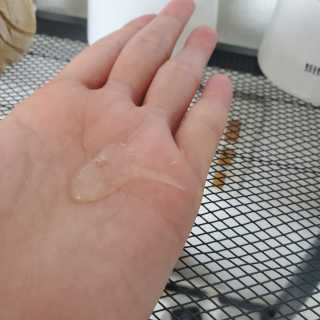 (주)에네스티 믹스베리 단백질 폭탄 샴푸 1000g — 5점을 준 리뷰어가 2020년 1월 올린 사용 사진