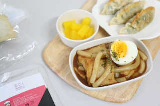 잠실맛집,홍코너떡볶이가우리집에[옛날맛,짜장맛옵션] — 5점을 준 리뷰어가 2019년 11월 올린 사용 사진