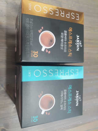 (주)쟈뎅 쟈뎅 에스프레소 스틱 [블랙+헤이즐넛 set] — 5점을 준 리뷰어가 2020년 3월 올린 사용 사진