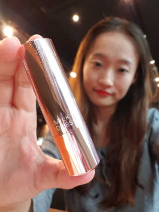 밀키드레스 바비메이크 루즈클래식 — 4.67점을 준 리뷰어가 2018년 7월 올린 사용 사진