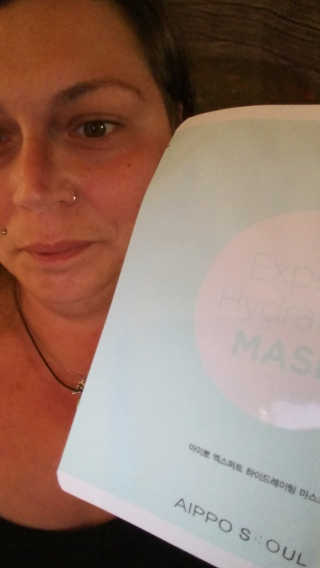 아이뽀 모든 피부 타입을위한 AIPPO Expert Hydrating Mask — 5점을 준 리뷰어가 2018년 2월 올린 사용 사진
