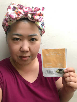 Huitomi 태양 크림 및 마스크 시트 팩 세트 — 4.33점을 준 리뷰어가 2018년 9월 올린 사용 사진