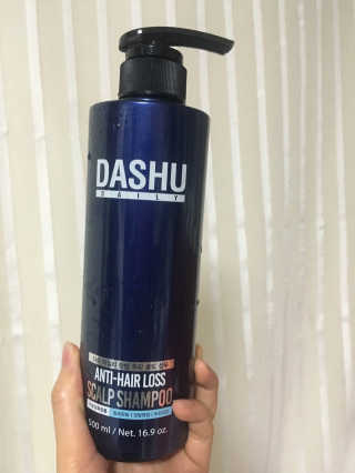 다슈코리아 다슈 데일리 한방 두피 골드 샴푸 500ml — 5점을 준 리뷰어가 2018년 5월 올린 사용 사진