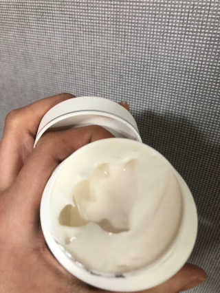 세바메드 우레아 수분폭탄크림 50ml — 4.5점을 준 리뷰어가 2019년 11월 올린 사용 사진