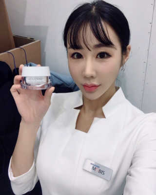 헤브닝 인텐시브 주름개선크림 50ml — 4.83점을 준 리뷰어가 2018년 11월 올린 사용 사진