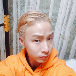 다슈코리아 다슈 클래식 리뉴얼 익스트림 레드 포마드 — 3.5점을 준 리뷰어가 2017년 4월 올린 사용 사진