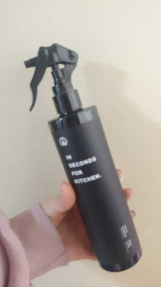 PEACE MOMENT 피스모먼트 인세컨즈포키친 320mL 천연살균소독제 — 3.5점을 준 리뷰어가 2019년 2월 올린 사용 사진