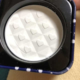 수피요 통동 팔공검 NO SEBUM POWDER PACT — 4.67점을 준 리뷰어가 2018년 6월 올린 사용 사진