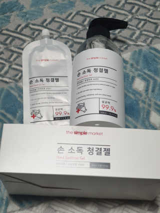 [더심플마켓] 손소독제 — 5점을 준 리뷰어가 2020년 2월 올린 사용 사진