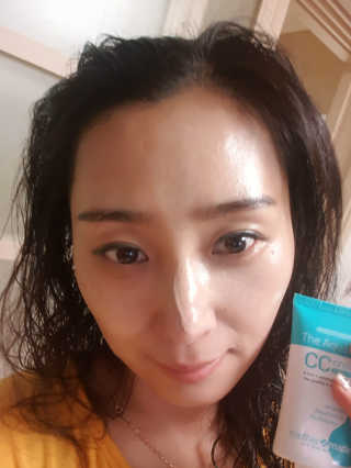 마더메이드 더 아쿠아라이트 CC크림 SPF50+ PA+++ — 5점을 준 리뷰어가 2019년 4월 올린 사용 사진
