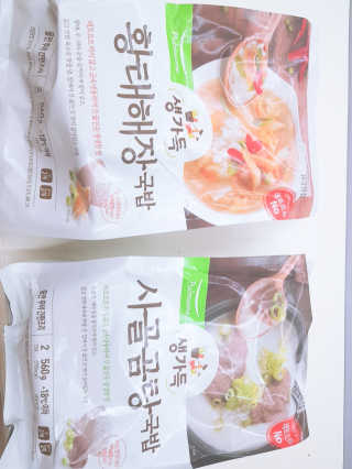 [풀무원] 사골곰탕국밥 황태해장국밥 — 5점을 준 리뷰어가 2018년 6월 올린 사용 사진