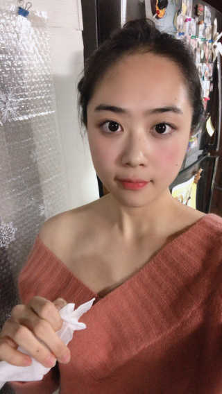메이크업 이레이져 바이 컬러딥 래버러토리즈 — 1점을 준 리뷰어가 2020년 1월 올린 사용 사진