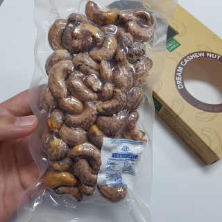 드림캐슈넛 50g X 6개 — 5점을 준 리뷰어가 2018년 10월 올린 사용 사진