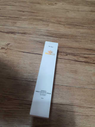 비엠비코 퀸79 노블 골드 아이크림 — 4.5점을 준 리뷰어가 2020년 1월 올린 사용 사진