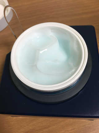 포렌코즈 아쿠아 커넥션 크림 — 4.83점을 준 리뷰어가 2017년 8월 올린 사용 사진