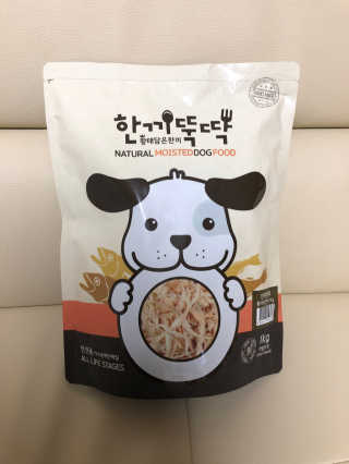 [펫토리아] 맛도 영양도 BEST 한끼뚝딱 강아지 사료 — 4점을 준 리뷰어가 2018년 12월 올린 사용 사진