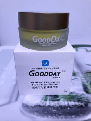 GoodDay Skincare GoodDay 강황 크림 — 4.5점을 준 리뷰어가 2019년 6월 올린 사용 사진