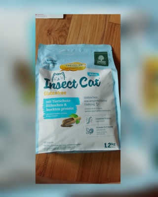 그린펫푸드 인섹트캣 글루텐프리（1.2KG） — 4.5점을 준 리뷰어가 2019년 8월 올린 사용 사진