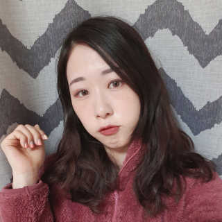 터치인솔 메탈리스트 스파클링 포일드 피그먼트 — 5점을 준 리뷰어가 2019년 1월 올린 사용 사진