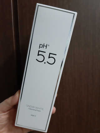 포므시 스노우화이트클렌징폼pH5.5 — 4점을 준 리뷰어가 2020년 3월 올린 사용 사진