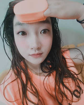 비비또 페이셜 클렌징 브러쉬 2P — 5점을 준 리뷰어가 2019년 6월 올린 사용 사진