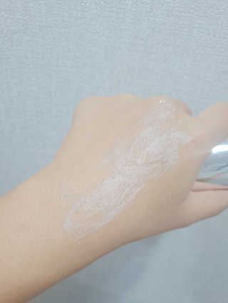 닥터펩티 펩타이드 볼륨 에센스 프리미엄 40ml — 3.83점을 준 리뷰어가 2018년 11월 올린 사용 사진