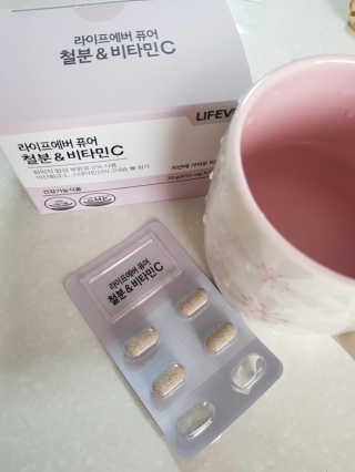 Cosmetic Director님이 올린 리뷰 사진 1