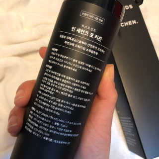 PEACE MOMENT 피스모먼트 인세컨즈포키친 320mL 천연살균소독제 — 5점을 준 리뷰어가 2019년 2월 올린 사용 사진