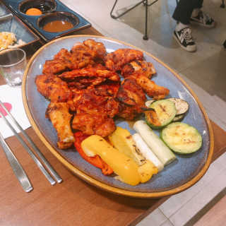 [닭익는마을 목동점] 전골세트2인 or 모듬구이세트2인 — 5점을 준 리뷰어가 2019년 12월 올린 사용 사진