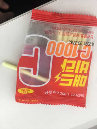 매드비타C 1000 — 4점을 준 리뷰어가 2019년 4월 올린 사용 사진