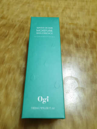 오지아이 워터 밤 모이스처 스킨 에센스 180ml — 4.5점을 준 리뷰어가 2019년 12월 올린 사용 사진