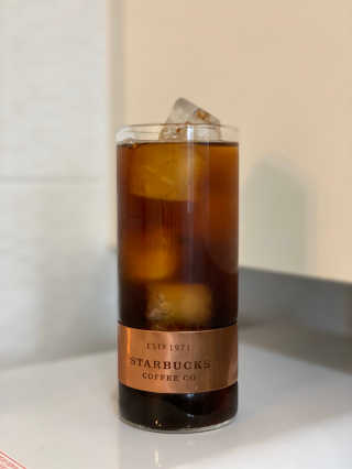[하우투잇] 뤼에르 쿠르브 블랙 10ml x 30포 총 300ml — 4점을 준 리뷰어가 2020년 3월 올린 사용 사진