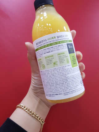 (주)에네스티 비타톡톡 깔라만시 샴푸 — 5점을 준 리뷰어가 2017년 10월 올린 사용 사진