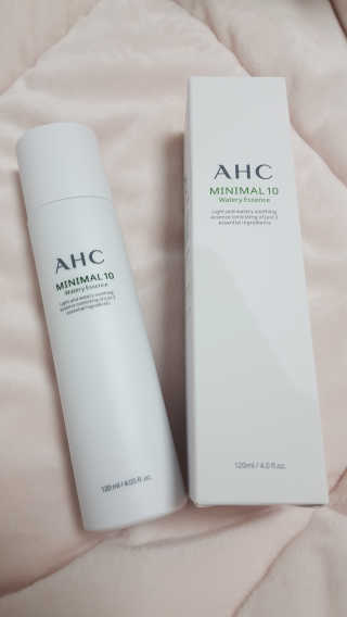 AHC 에이 에이치 씨 미니멀 10 워터리 에센스 — 5점을 준 리뷰어가 2018년 12월 올린 사용 사진