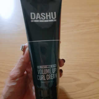 다슈코리아 다슈 데일리 볼륨 업 컬크림 150ml — 4점을 준 리뷰어가 2019년 8월 올린 사용 사진