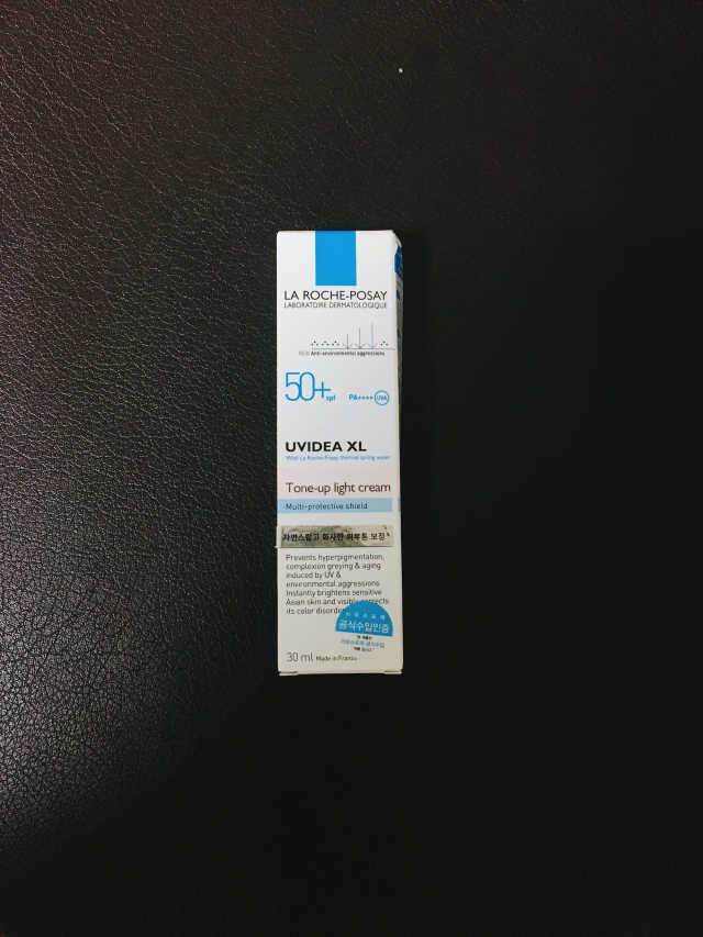 라로슈포제 유비데아 XL 톤업 라이트 크림 리뷰 사진