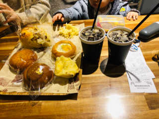 보네르아띠 부천점 [보네르아띠 부천상동점] 내맘대로 빵+아메리카노 2잔 — 5점을 준 리뷰어가 2019년 1월 올린 사용 사진
