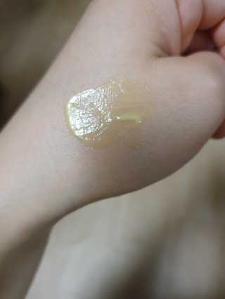 GoodDay Skincare GoodDay 강황 크림 — 5점을 준 리뷰어가 2019년 6월 올린 사용 사진